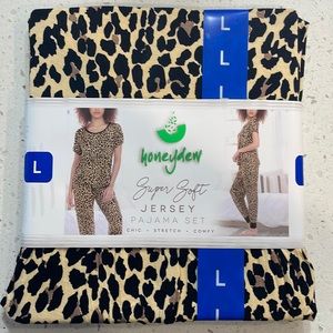 Honeydew Supersoft Jersey pajama set, brand new, still in packaging!
